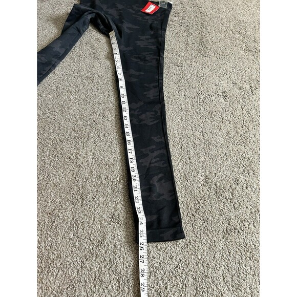 Spanx  Look at Me Now Leggings FL3515 Black Camo Women’s Size Medium NWT $68 - Picture 5 of 7